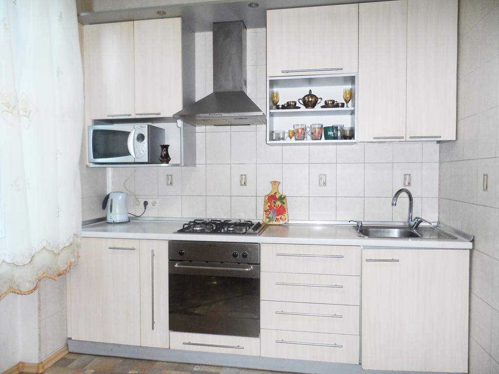 Apartment On Skorykovskyi Lane 4 Dnepropetrovsk Exterior foto